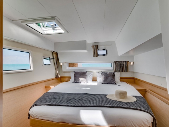 Catamaran lagoon 42 Bedroom
